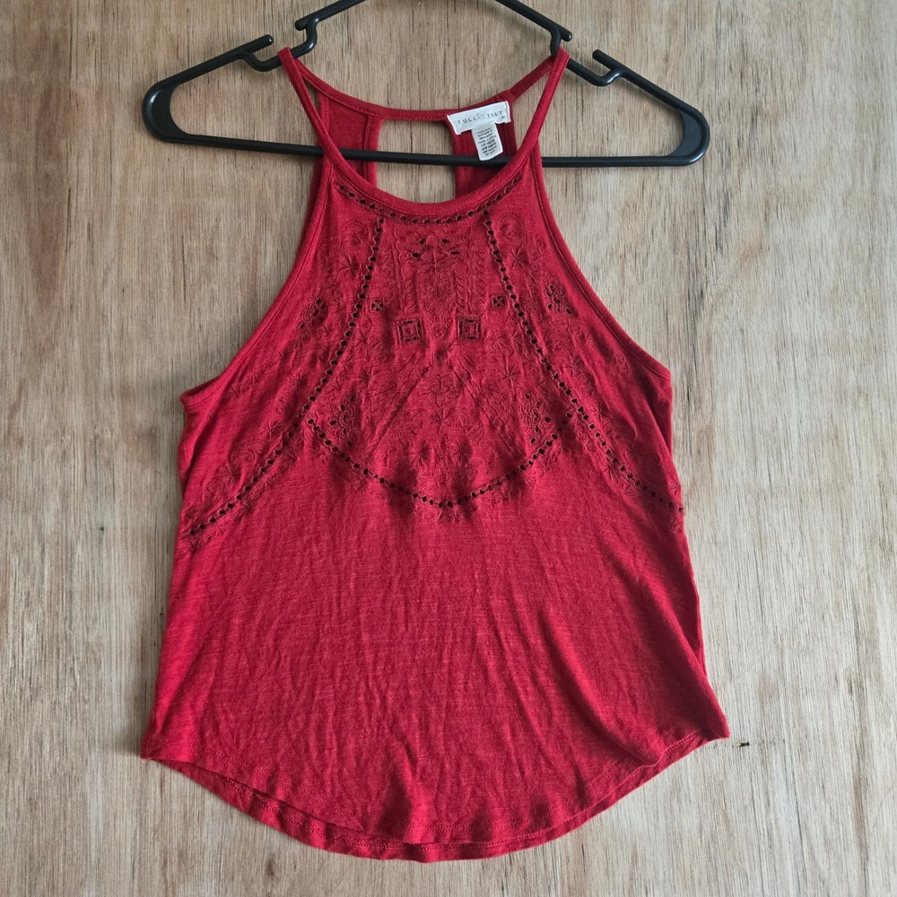 Boho Red Embroidered Eyelet Halter Tank Keyhole Back XS Full Tilt Cottagecore